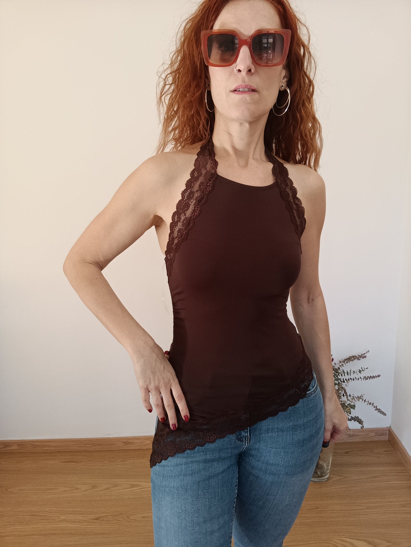 Top Halter Lace Marrón